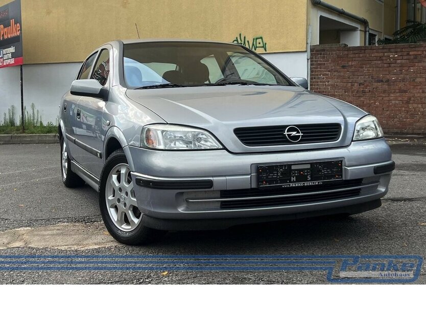 Opel Astra Selection Comfort*Klima*LM*Allwetter*12V* 176.321 km 2.290 € Berlin 13187