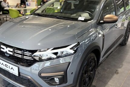 Dacia Jogger 1.879 km 29.280 &euro; Dresden 01139