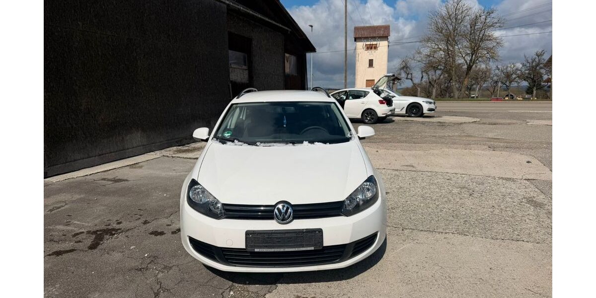 VW Golf 125.000 km 3.390 &euro; Gussenstadt 89547
