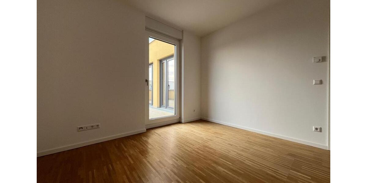 Dachgeschoßwohnung Bad Friedrichshall - 3 Zimmer, 106 m&sup2;, 1.618&euro; | Angebot:26068581