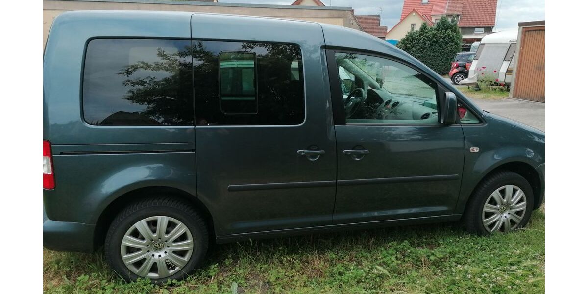 VW Caddy 210.000 km 3.100 &euro; Hamm 59077