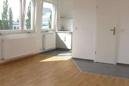 Wohnung zum Mieten in Sindelfingen 440 € 25 m²