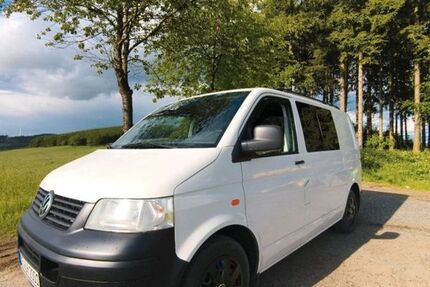 VW T5 Transporter 250.000 km 14.900 &euro; Finnentrop 57413