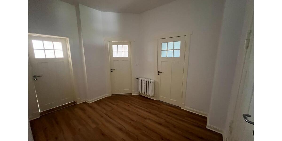 Erdgeschoßwohnung Güstrow - 4 Zimmer, 112 m&sup2;, 1.000&euro; | Angebot:26406513