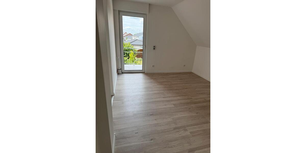 Dachgeschoßwohnung Minden - 2 Zimmer, 84 m&sup2;, 800&euro; | Angebot:26636744