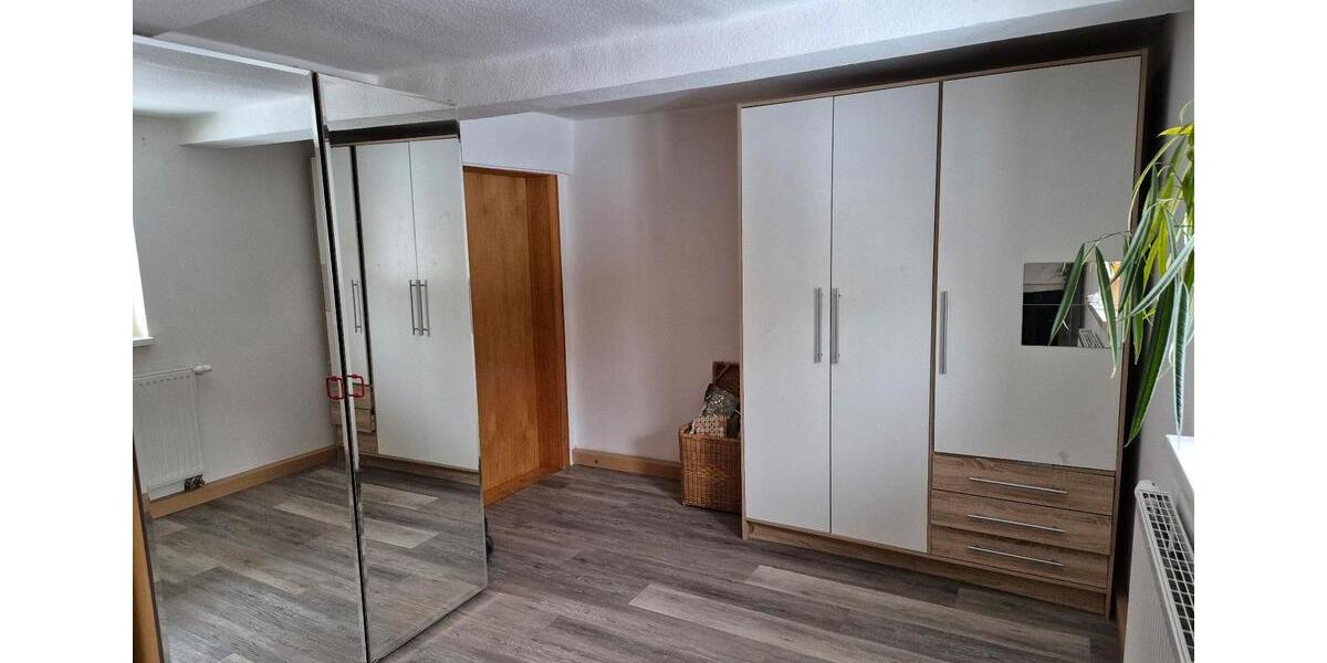 Einfamilienhaus Seesen - 4 Zimmer, 110 m&sup2;, 770&euro; | Angebot:26087228