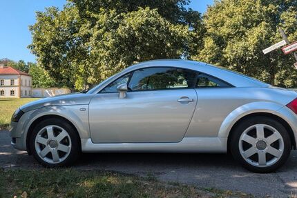 Audi TT 113.300 km 11.000 &euro; München 81377