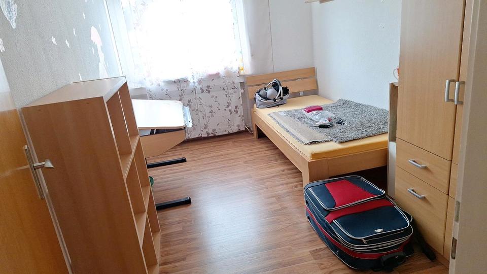 Etagenwohnung Bad Wünnenberg - 5 Zimmer, 90 m&sup2;, 400&euro; | Angebot:26465548