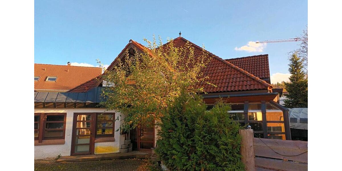 Einfamilienhaus Unterkirnach - 5 Zimmer, 190 m&sup2;, 399.000&euro; | Angebot:27064133