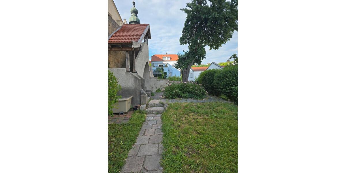 Etagenwohnung Burghausen - 2 Zimmer, 104 m&sup2;, 398.000&euro; | Angebot:26943350