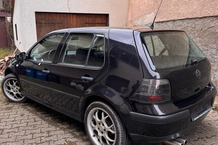 VW Golf 191.000 km 1.250 &euro; Beselich Schupbach 65614