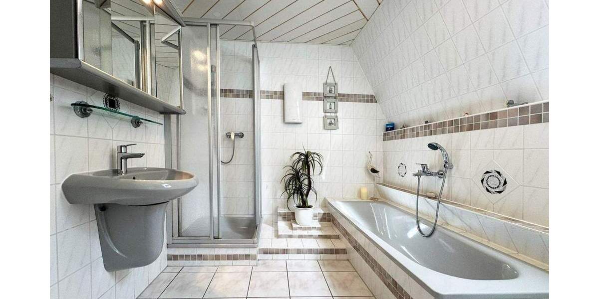 Einfamilienhaus Ribnitz-Damgarten OT Langendamm Langendamm - 3 Zimmer, 70 m&sup2;, 325.000&euro; | Angebot:25701497