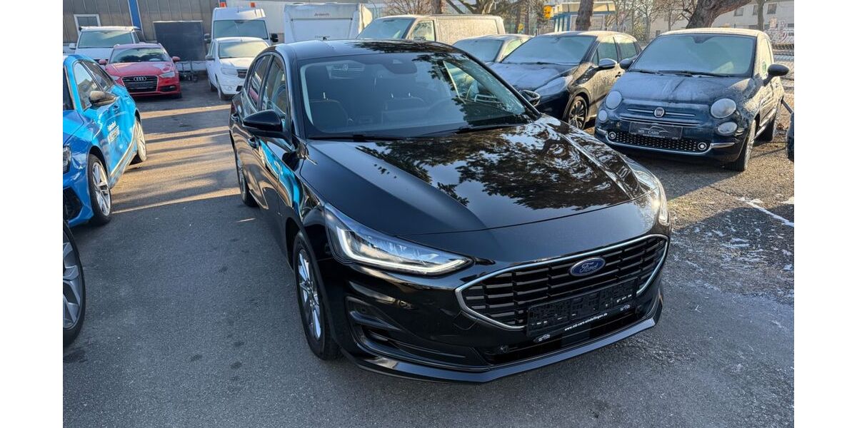 Ford Focus 25.238 km 17.990 &euro; Sindelfingen 71065