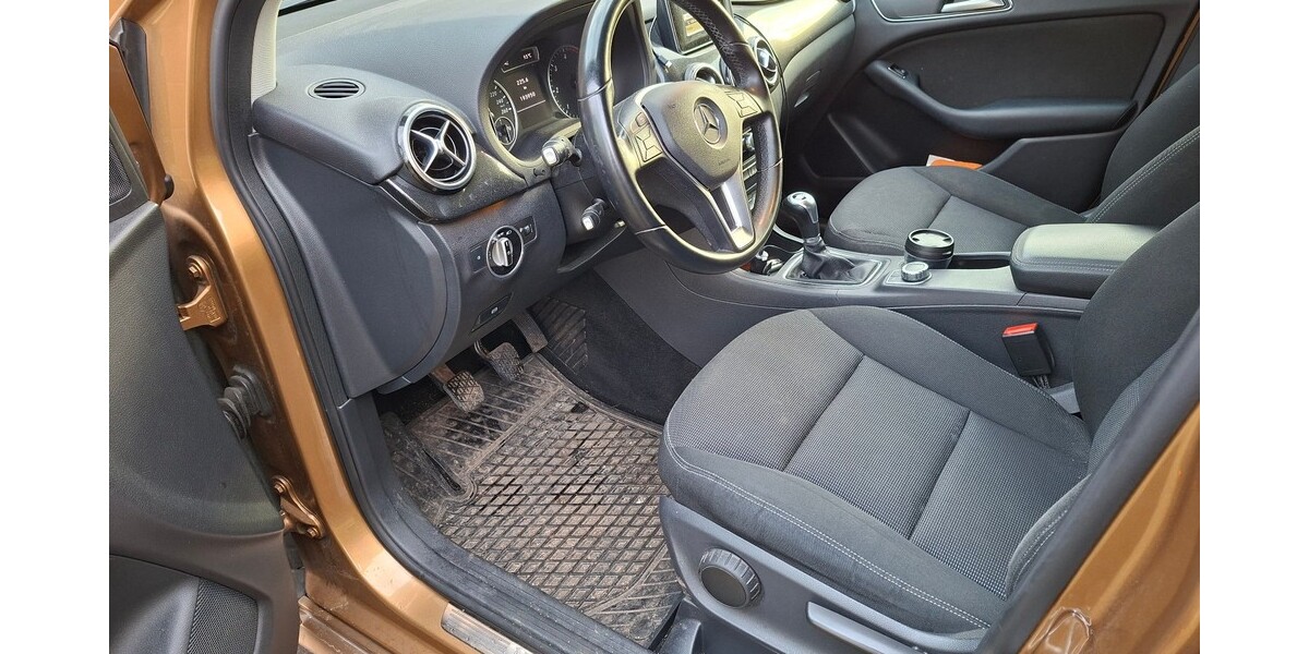 Mercedes-Benz B 180 196.000 km 6.500 &euro; Bad Schmiedeberg 06905