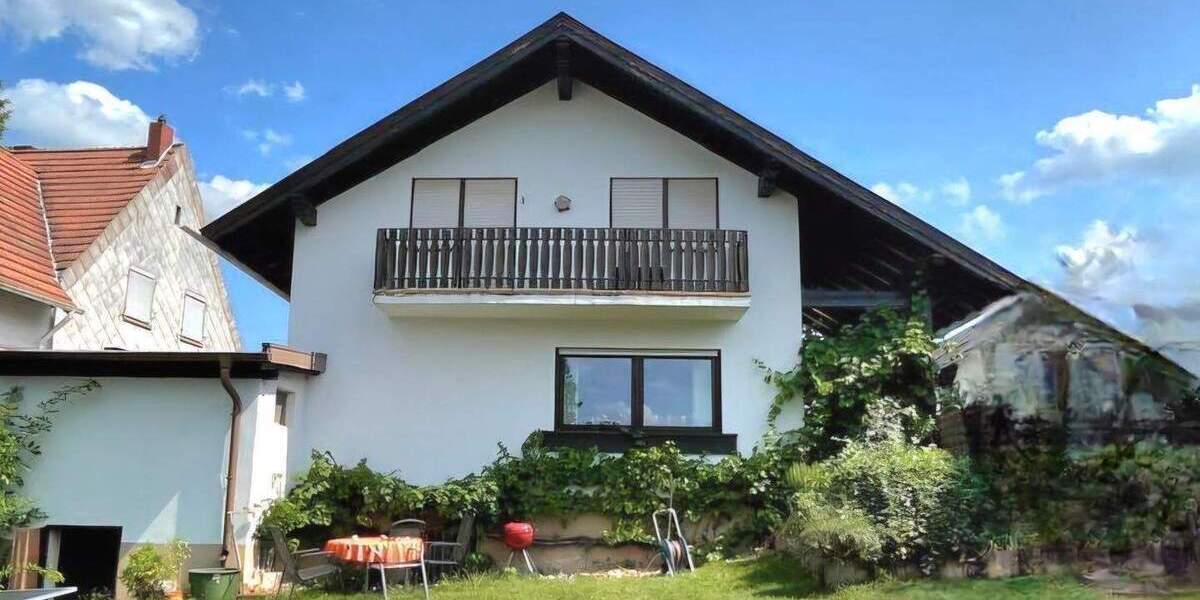Mehrfamilienhaus, Wohnhaus Homburg Erbach - 5 Zimmer, 175 m&sup2;, 475.000&euro; | Angebot:25799115