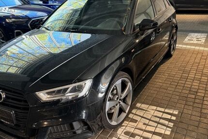 Audi A3 130.000 km 15.900 &euro; Köln 50769