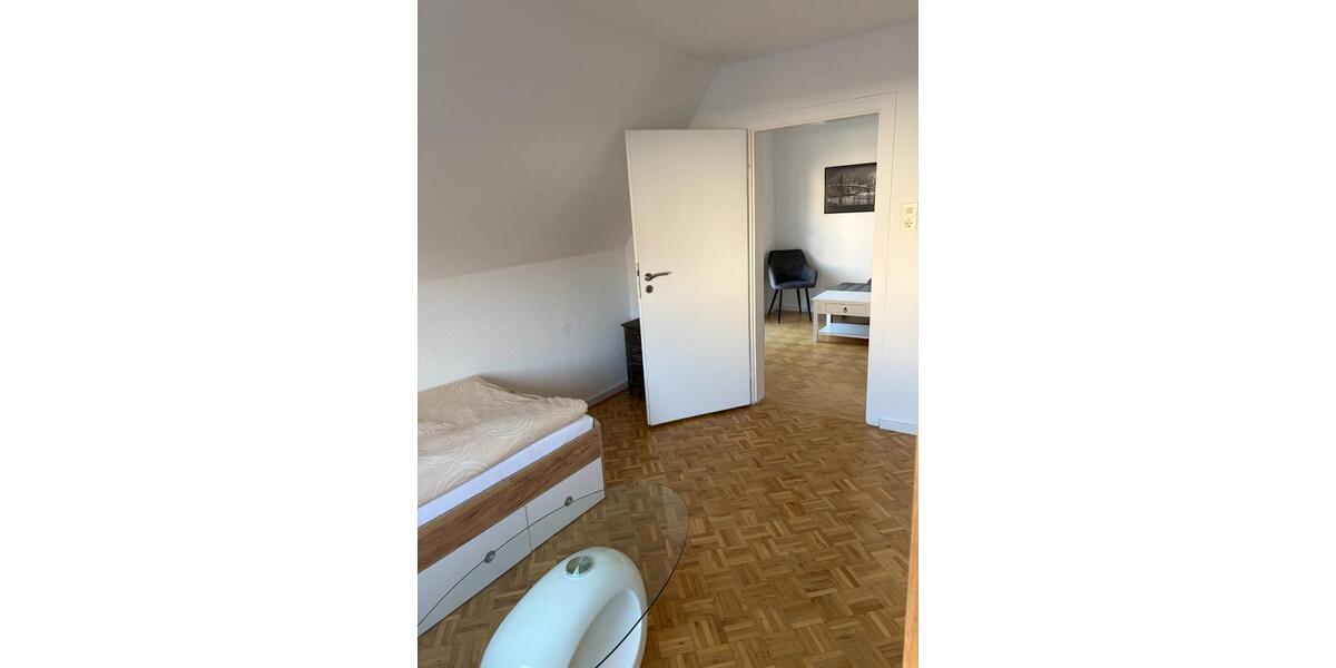 Einfamilienhaus Pfungstadt - 2 Zimmer, 25 m&sup2;, 600&euro; | Angebot:25905189