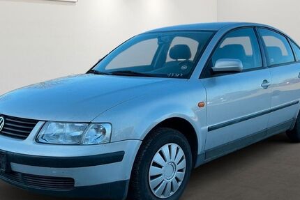 VW Passat 128.520 km 899 &euro; Brehna 06796