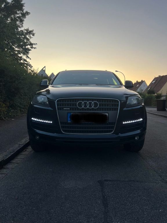 Q7