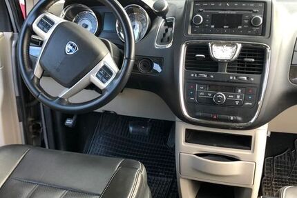 Lancia Voyager 171.134 km 7.450 &euro; Rosbach 61191