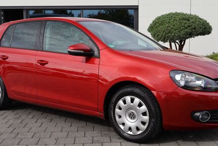 VW Golf 54.000 km 9.690 &euro; Kirchheim unter Teck 73230