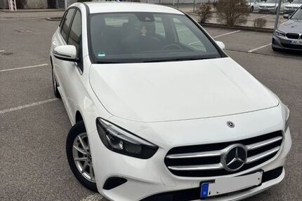 Mercedes-Benz B 180 118.500 km 15.890 &euro; Kümmersbruck 92245