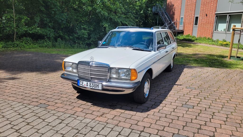 Mercedes-Benz 200 263.000 km 10.650 &euro; Eicklingen 29358