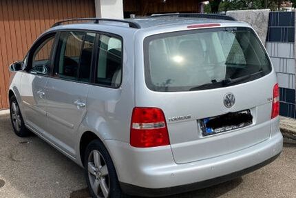VW Touran 199.347 km 3.990 € Erbach 89155
