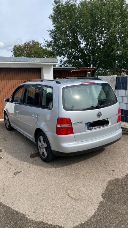 VW Touran 199.347 km 3.990 € Erbach 89155