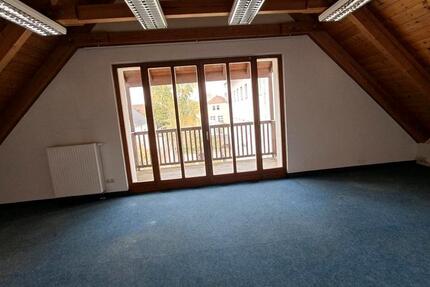 Gewerbeobjekt Regenstauf - 1.000&euro; | Angebot:23139590