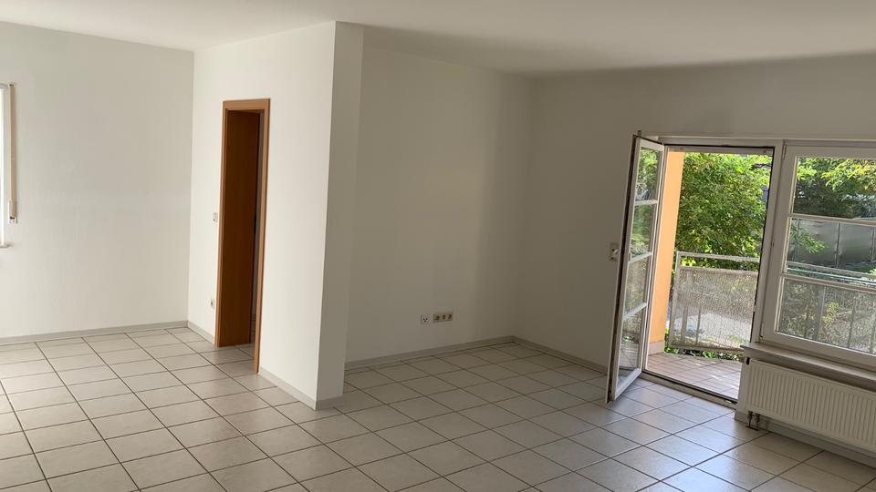 Dachgeschoßwohnung Ludwigshafen am Rhein Edigheim - 2 Zimmer, 54 m&sup2;, 695&euro; | Angebot:24689451