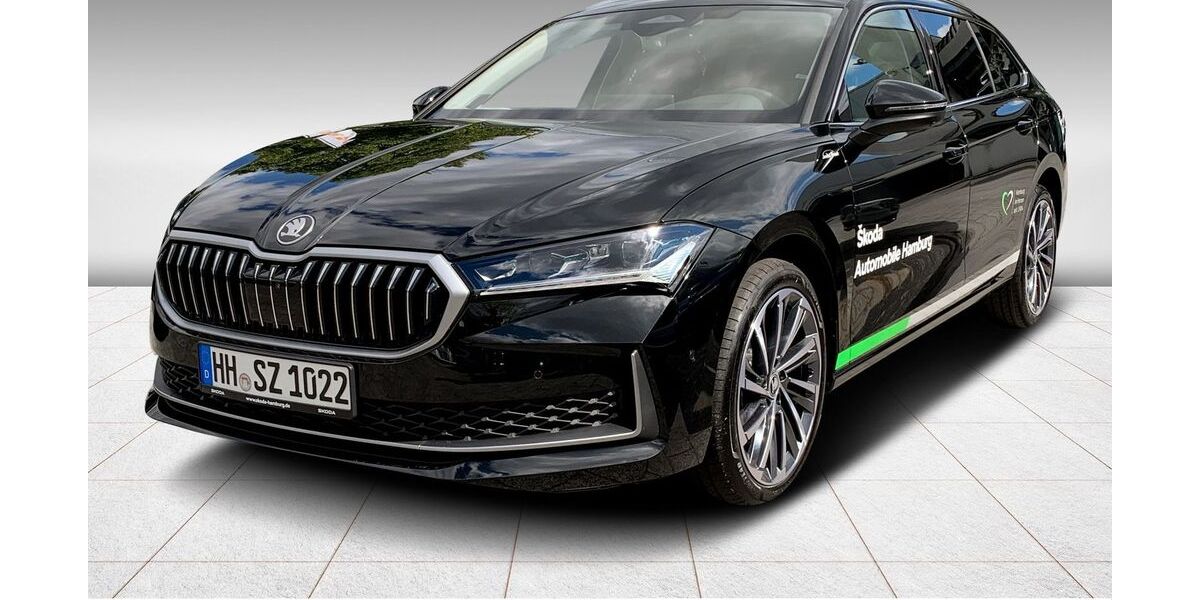Skoda Superb 14.500 km 50.750 &euro; Hamburg 22111