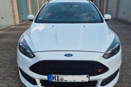 Ford Focus 85.000 km 15.800 &euro; Hildesheim 31139