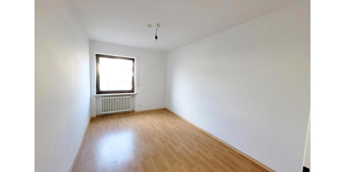 Hochparterre Abensberg - 3 Zimmer, 79 m&sup2;, 850&euro; | Angebot:26341976