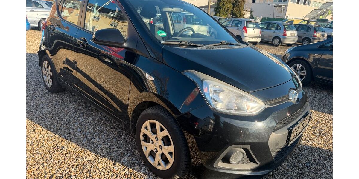 Hyundai i10 274.700 km 1.950 &euro; Leverkusen 51371