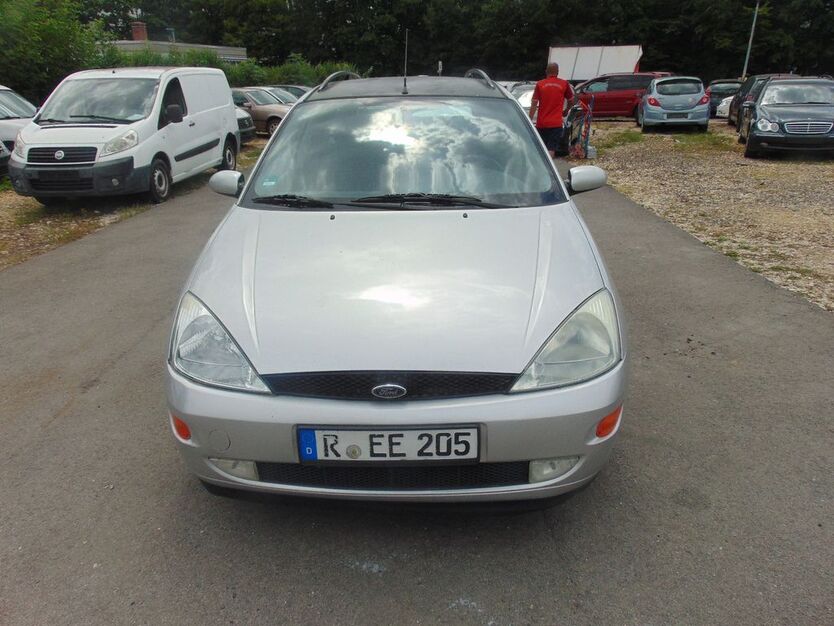 Ford Focus 179.000 km 1.300 € Tegernheim 93105