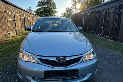 Subaru Impreza 82.000 km 2.500 &euro; Zwickau 08060