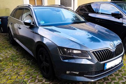 Skoda Superb 76.500 km 20.499 € Freital 01705