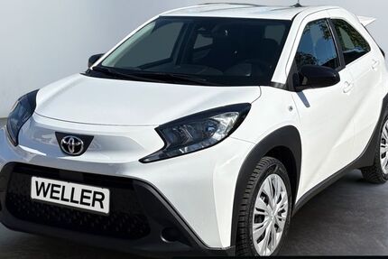 Toyota Aygo (X) 15.815 km 13.990 &euro; Bielefeld 33609