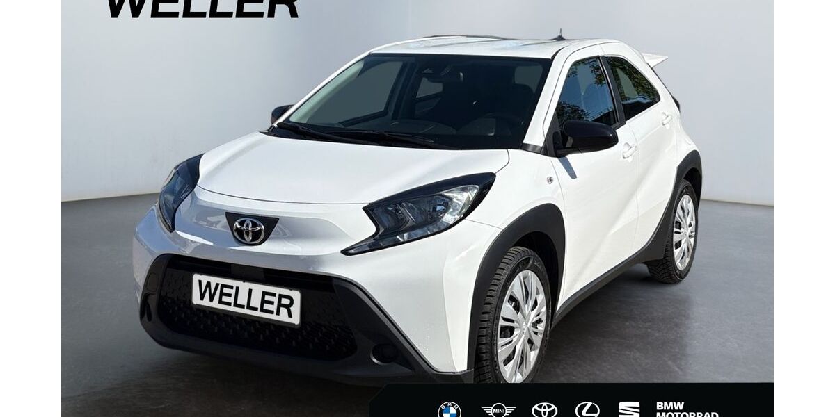 Toyota Aygo (X) 15.815 km 13.990 &euro; Bielefeld 33609