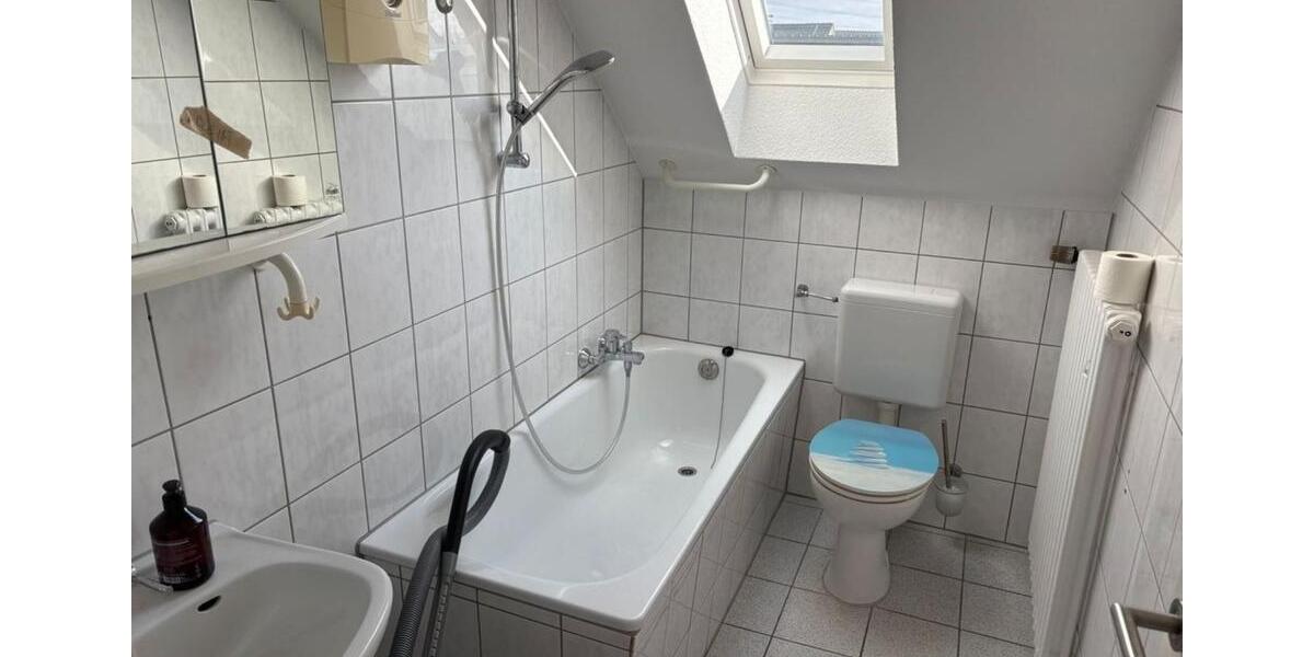 Etagenwohnung Duisburg Walsum - 5 Zimmer, 125 m&sup2;, 1.430&euro; | Angebot:25891647