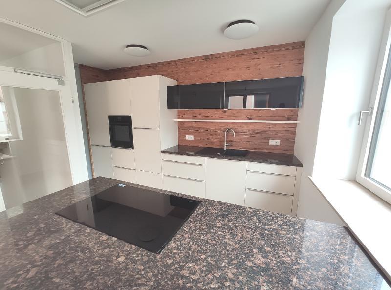 ERSTBEZUG nach Sanierung - Einfamilienhaus mit großer Terrasse und Garage 6 zimmer