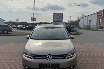VW Touran 93.481 km 12.790 &euro; Mölln 23879