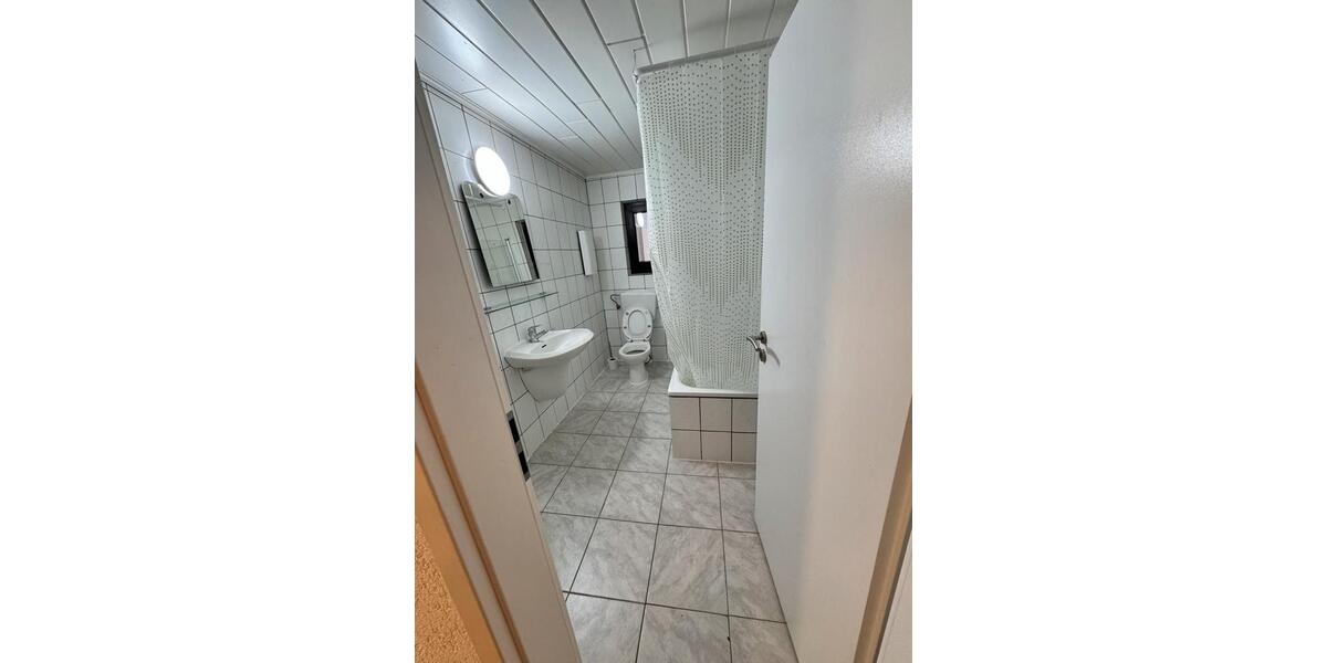 Reihenhaus Nettetal - 7 Zimmer, 180 m&sup2;, 269.000&euro; | Angebot:26220319