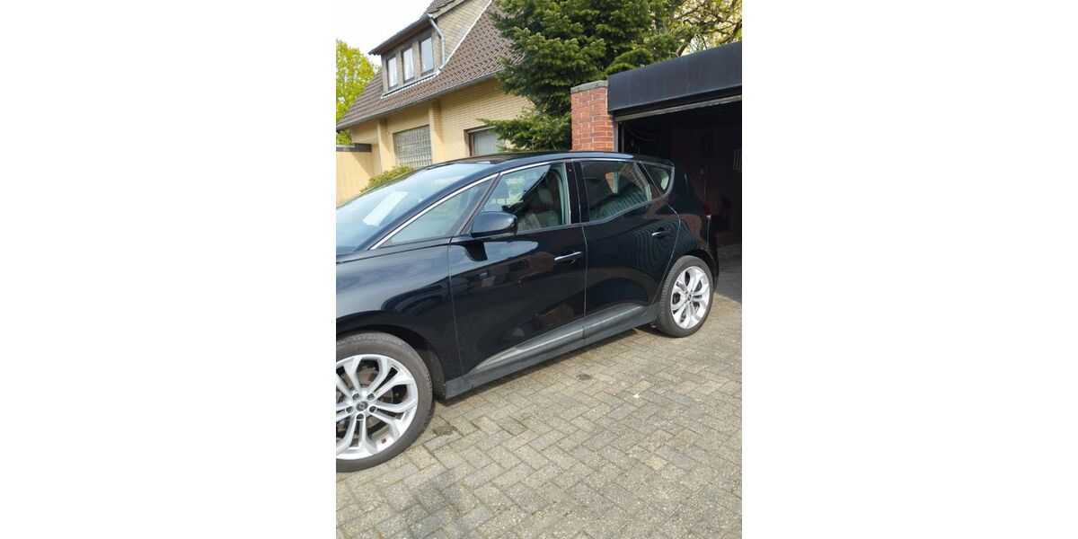 Renault Scenic 84.000 km 10.850 &euro; Hilter 49176