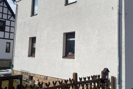Haus Schmalkalden - 7 Zimmer, 142 m&sup2;, 110.000&euro; | Angebot:25900006
