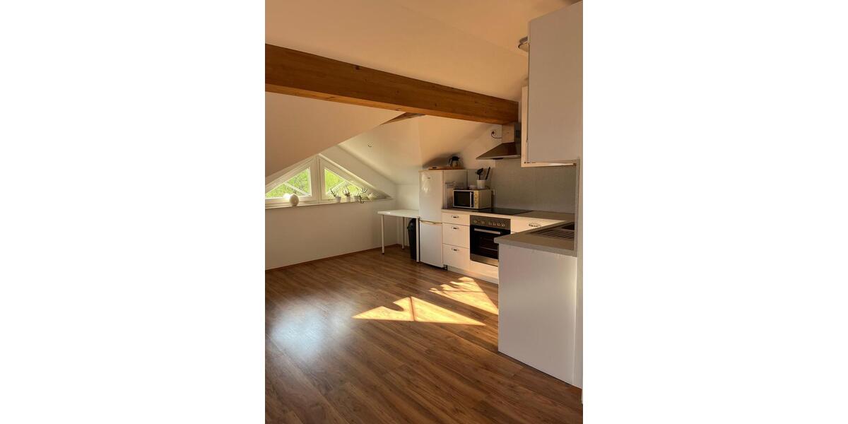 Dachgeschoßwohnung Berlin Neukölln - 2 Zimmer, 75 m&sup2;, 1.450&euro; | Angebot:26317824