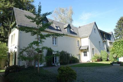 Gemütliche 3-Zi.- Dachgeschoßwohnung mit Balkon in Radebeul-Oberlößnitz