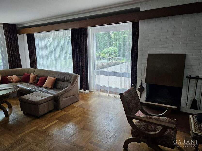 Großzügige Erdgeschoss-Wohnung mit großem Grundstück 4 zimmer