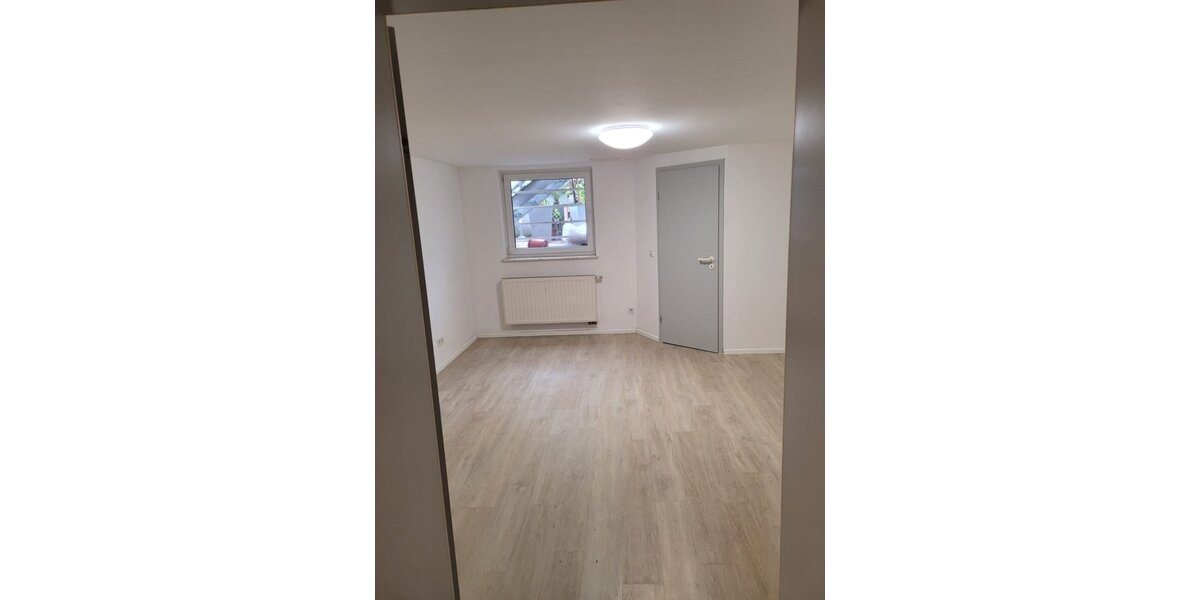Bad Hersfeld, Kurpark, 2 ZKB + Terrasse - Etagenwohnung Bad Hersfeld | Angebot:25075752